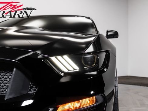 Used 2016 Ford Mustang Shelby GT350 w/ Technology Package RWD image 10