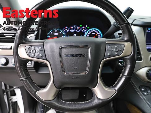Used 2018 GMC Yukon XL Denali w/ Open Road Package AWD/4WD image 10