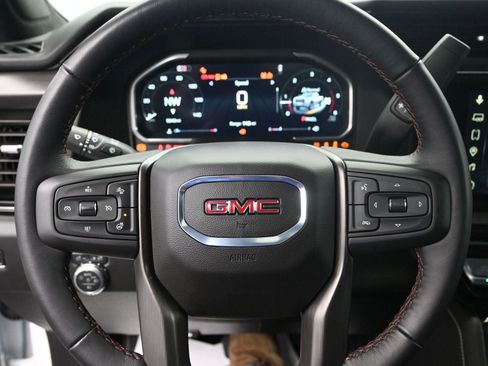 Used 2026 GMC Sierra 2500 AT4X image 27