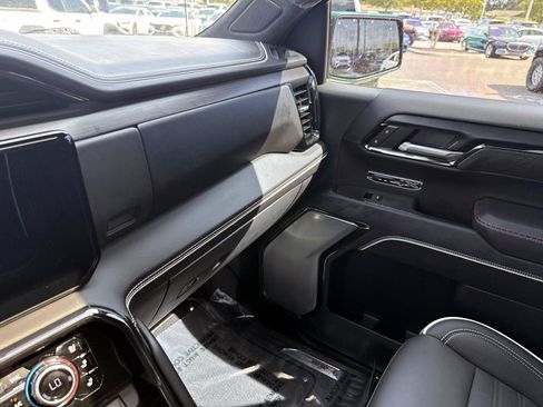 Used 2023 GMC Sierra 1500 AT4X AWD/4WD image 27