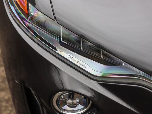 Used 2019 Maserati Levante Trofeo image 23