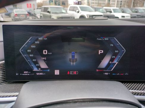 Used 2024 BMW X6 M60i w/ Executive Package image 21