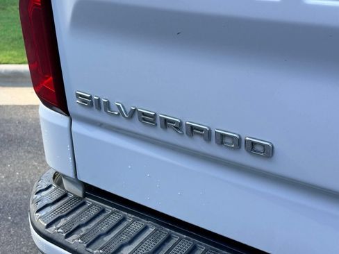 Used 2019 Chevrolet Silverado 1500 RST AWD/4WD image 11