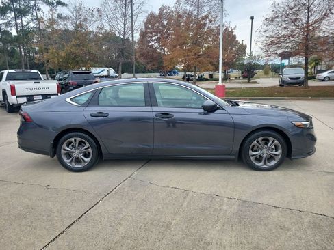 Used 2024 Honda Accord EX image 8