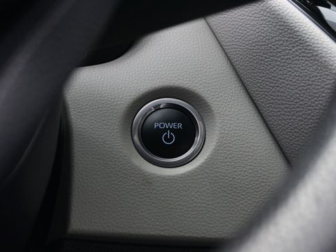 Used 2024 Toyota Corolla LE image 20