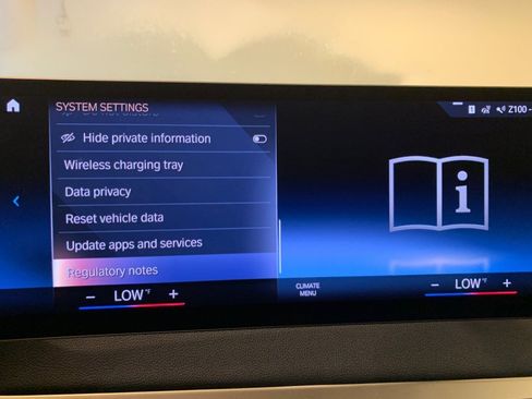 Used 2023 BMW iX xDrive50 w/ Premium Package AWD/4WD image 42