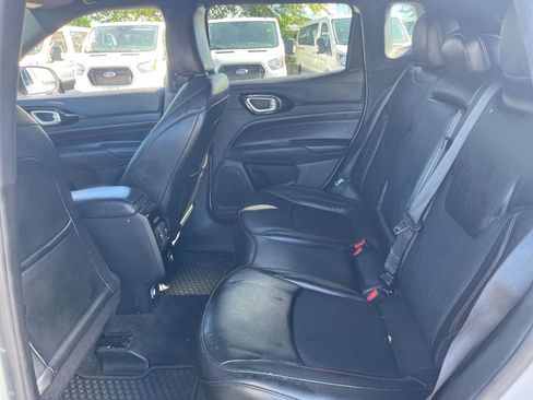 Used 2023 Jeep Compass Trailhawk image 24