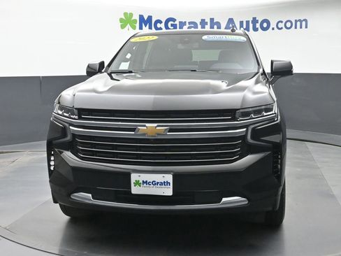 Used 2022 Chevrolet Suburban LT w/ Luxury Package image 5