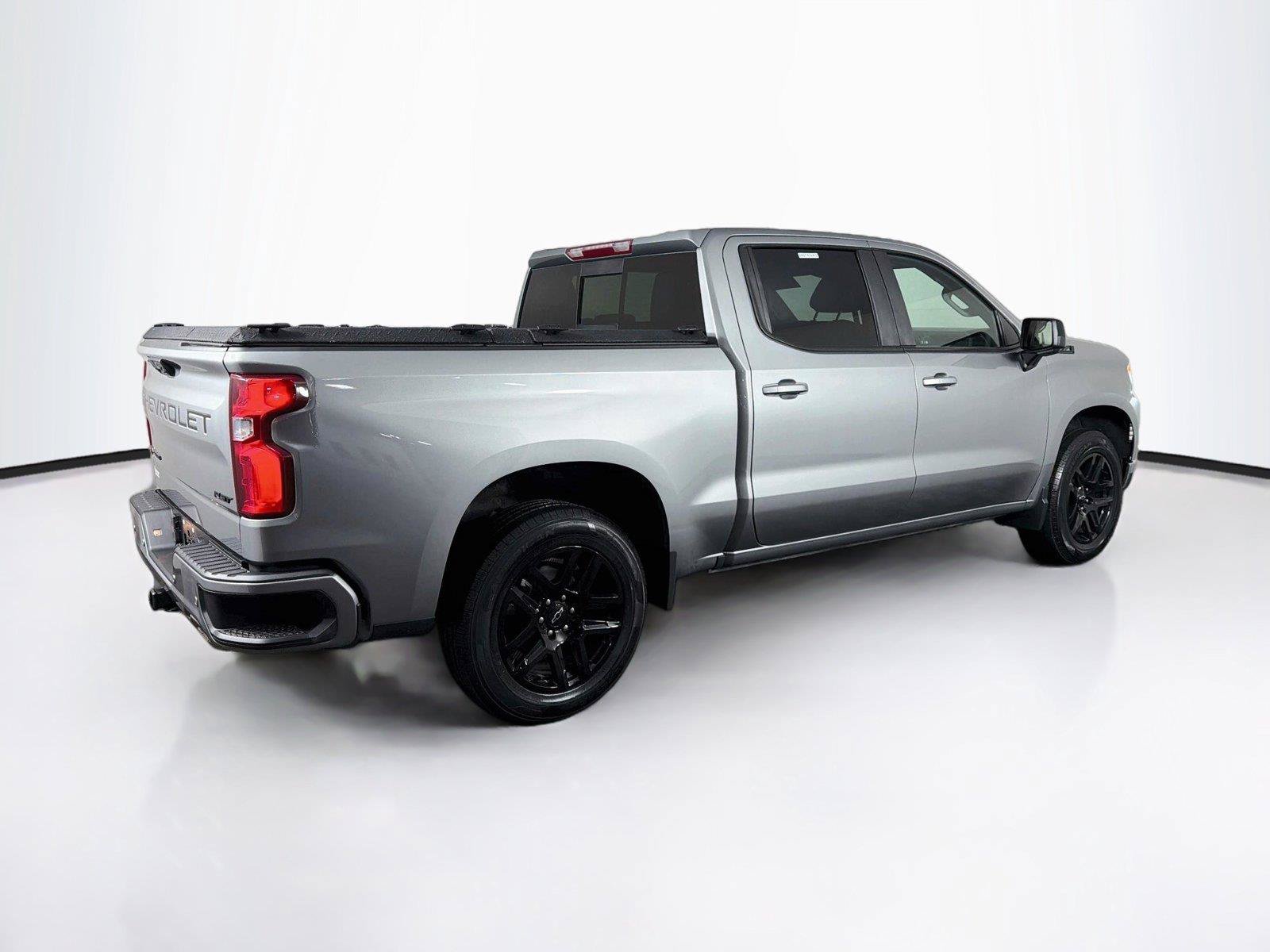Used 2023 Chevrolet Silverado 1500 RST AWD/4WD image 11