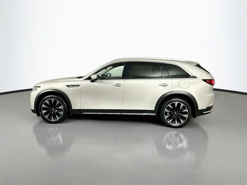 Used 2024 MAZDA CX-90 Plug-In Hybrid w/ Premium Pkg AWD/4WD image 4