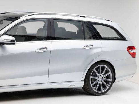 Used 2012 Mercedes-Benz E 63 AMG Wagon image 21