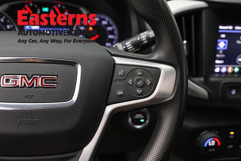 Used 2023 GMC Terrain SLE w/ Driver Convenience Package AWD/4WD image 16