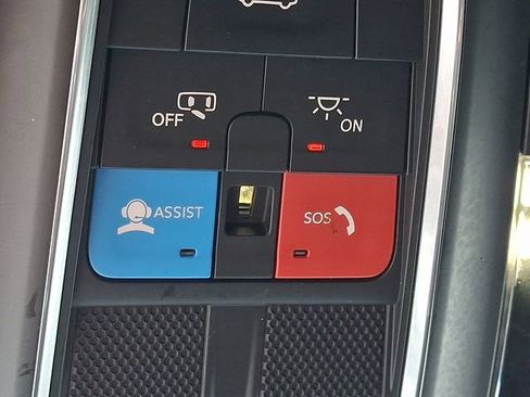 Used 2023 Jeep Grand Cherokee L Limited w/ Luxury Tech Group II image 25