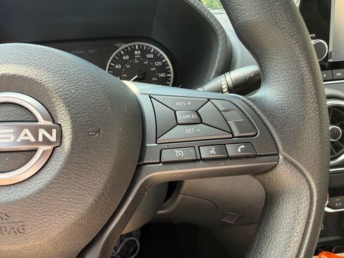 Used 2025 Nissan Sentra S FWD image 21