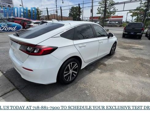Used 2023 Honda Civic LX image 5