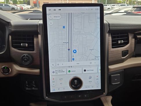 Used 2023 Ford Expedition Max Limited image 15