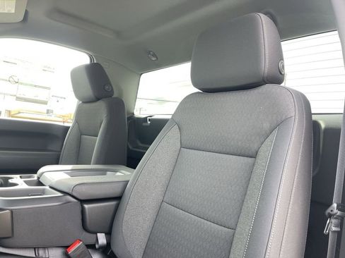 New 2026 GMC Sierra 2500 Pro w/ Convenience Package image 18