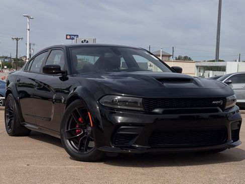 Used 2023 Dodge Charger SRT Hellcat w/ Harman/Kardon Audio Group image 2