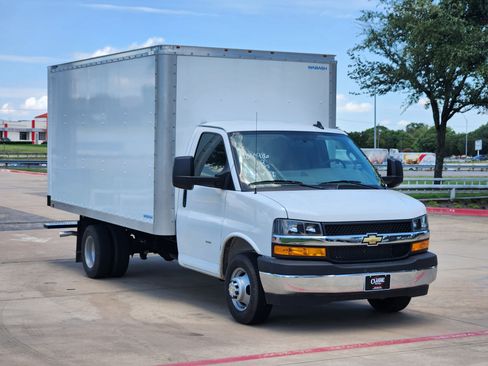New 2025 Chevrolet Express 3500 w/ Power Convenience Package image 2