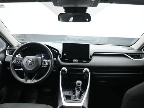 Used 2023 Toyota RAV4 XLE image 35
