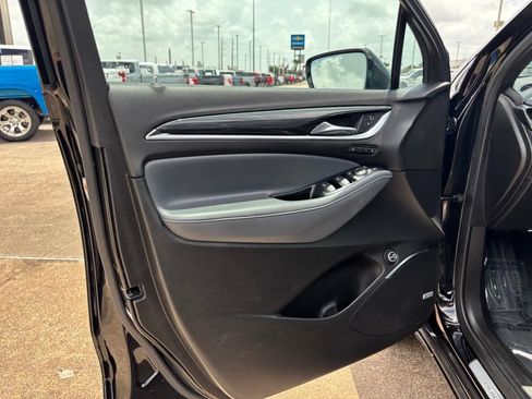 Used 2024 Buick Enclave Premium FWD image 23