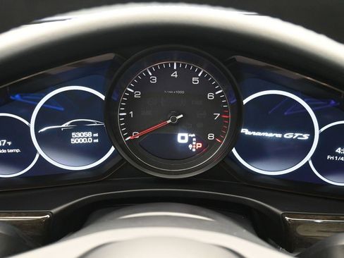 Used 2021 Porsche Panamera GTS w/ Premium Package image 12