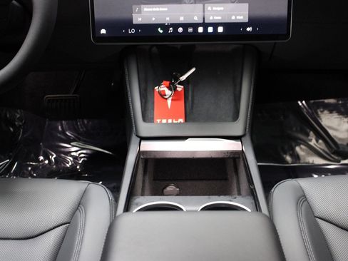 Used 2024 Tesla Model 3 Long Range AWD/4WD image 39