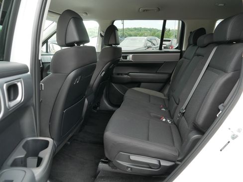Certified 2026 Hyundai Santa Fe SE AWD/4WD image 16