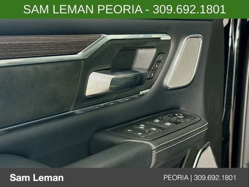 New 2026 RAM 1500 Laramie AWD/4WD image 18