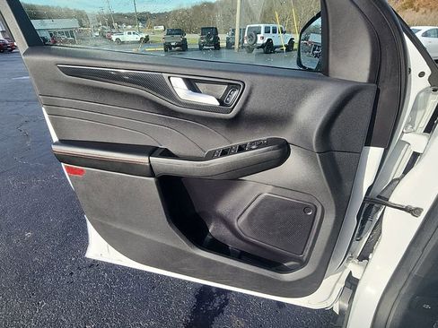 Used 2023 Ford Escape ST-Line Select image 24