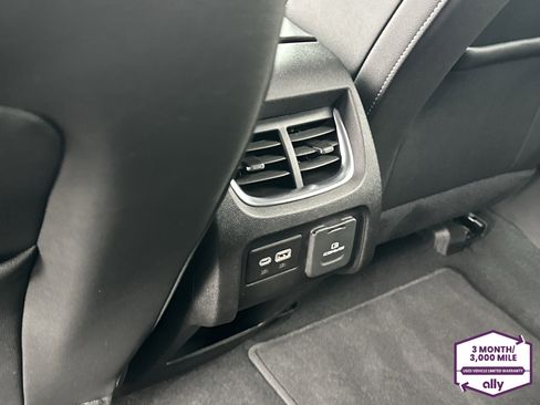 Used 2024 Chevrolet Blazer LT w/ Sound & Technology Package image 13