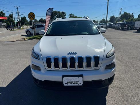 Used 2015 Jeep Cherokee Latitude w/ Trailer Tow Group AWD/4WD image 21