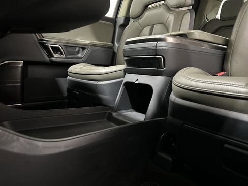 Used 2022 Rivian R1T Adventure image 31