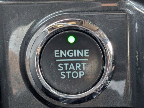 Used 2022 Ford F150 XLT w/ Equipment Group 302A High image 36