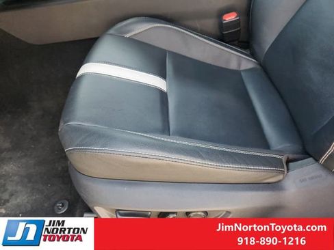 Used 2025 Toyota Camry SE image 26