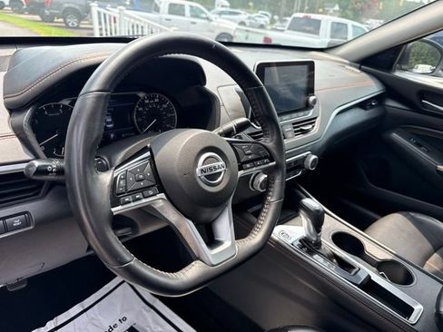 Used 2021 Nissan Altima 2.5 SR FWD image 27