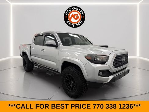 Used 2019 Toyota Tacoma TRD Sport w/ Technology Package AWD/4WD image 1