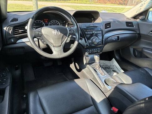 Used 2014 Acura ILX w/ Technology Package FWD image 23