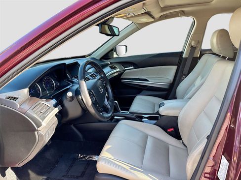 Used 2013 Honda Crosstour EX-L image 24