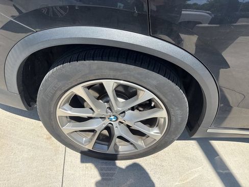 Used 2019 BMW X5 xDrive40i w/ Premium Package 2 AWD/4WD image 24