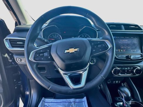 Used 2022 Chevrolet TrailBlazer LT AWD/4WD image 9