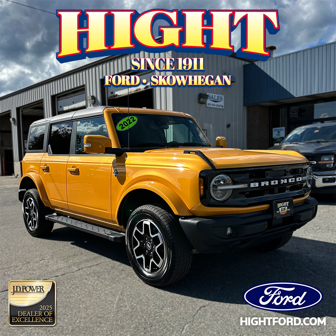 Used 2022 Ford Bronco Outer Banks AWD/4WD image 1
