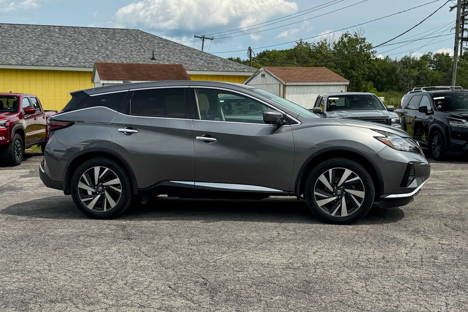 Certified 2022 Nissan Murano SL w/ SL Moonroof Package AWD/4WD image 2