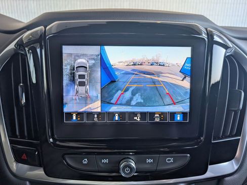 Certified 2023 Chevrolet Traverse LT w/ LT Premium Package image 23