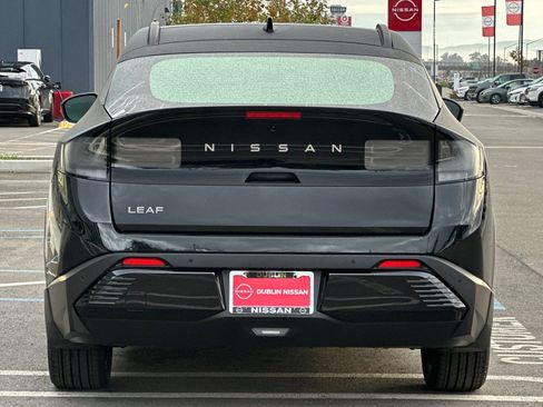 New 2026 Nissan Leaf Platinum+ w/ Cargo Package (Platinum+) image 5