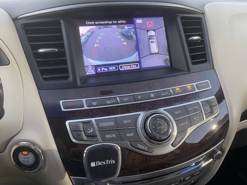 Used 2013 INFINITI JX35 AWD w/ Premium Pkg image 18