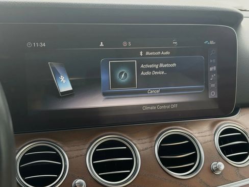 Used 2020 Mercedes-Benz E 350 E 350 Sedan 4D image 17