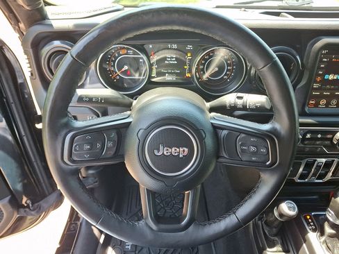 Used 2023 Jeep Wrangler Unlimited Sport AWD/4WD image 21