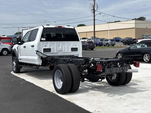 New 2026 Ford F550 2WD Crew Cab image 5