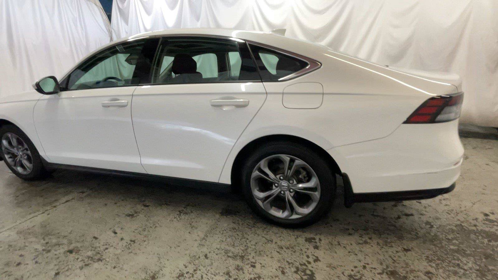 Certified 2024 Honda Accord EX image 9